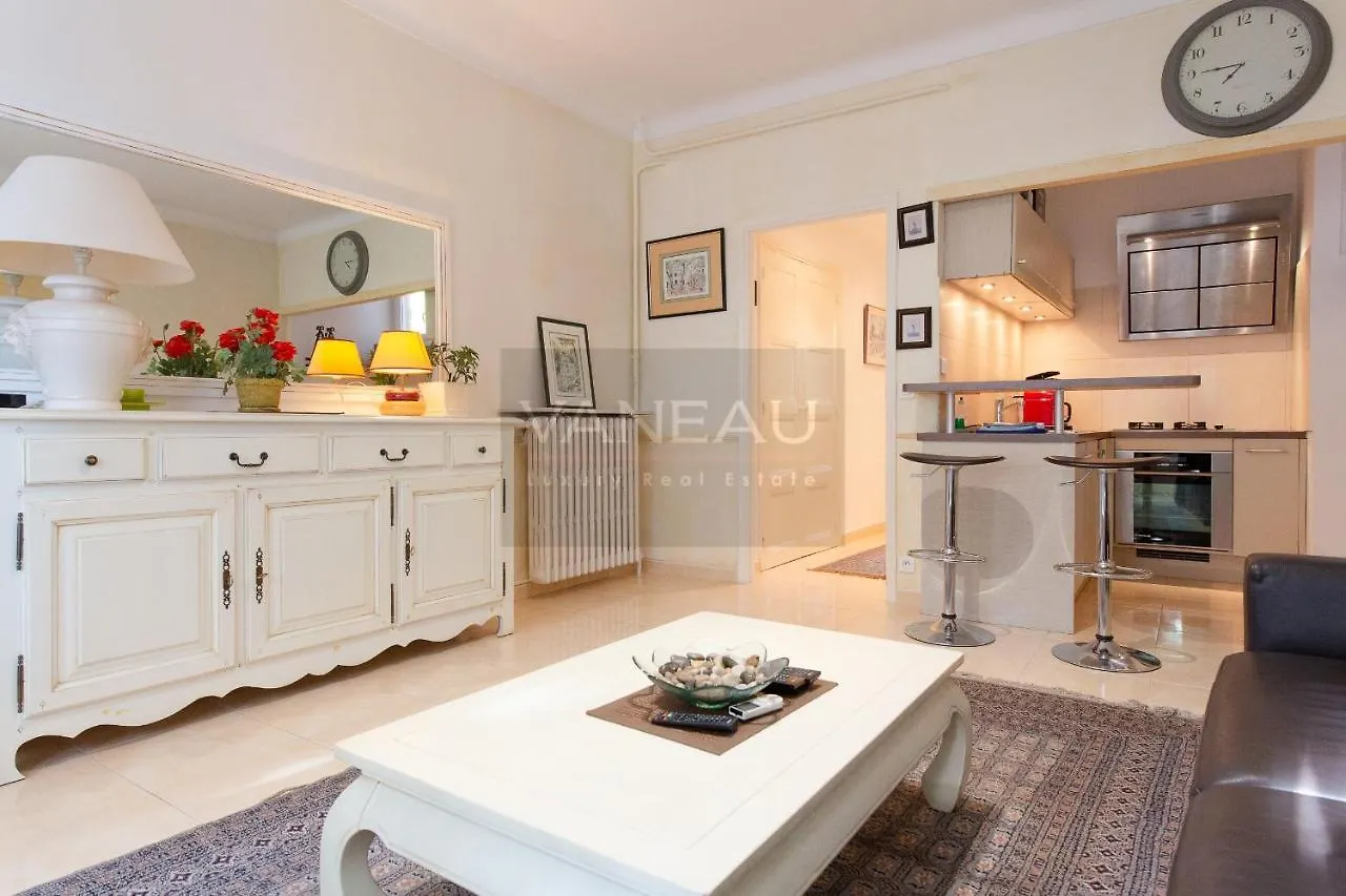Ravissant T2 Proche Plages Et Palais Cannes France